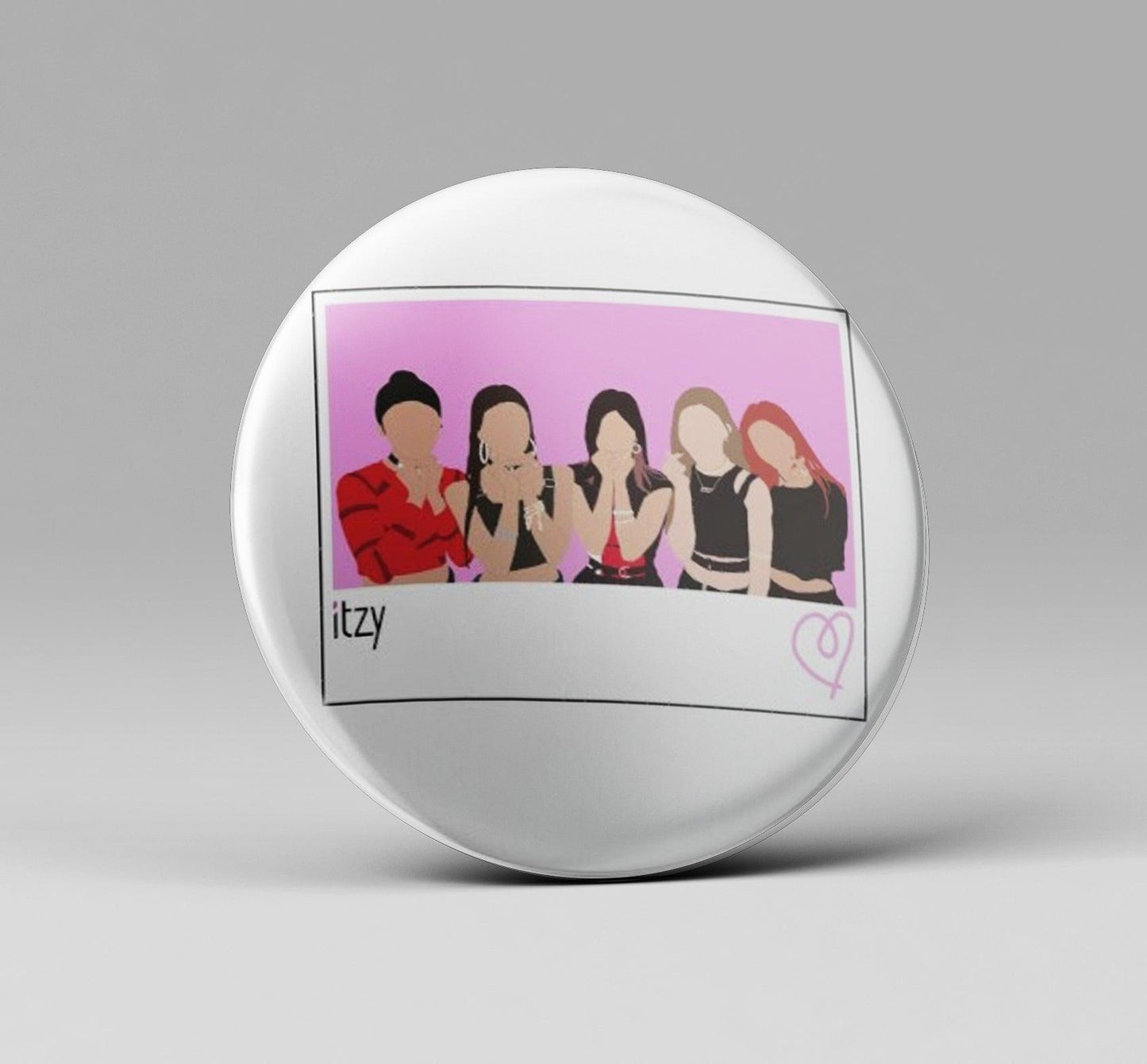 ITZY Group Fanart Badge - Kpop Store Pakistan