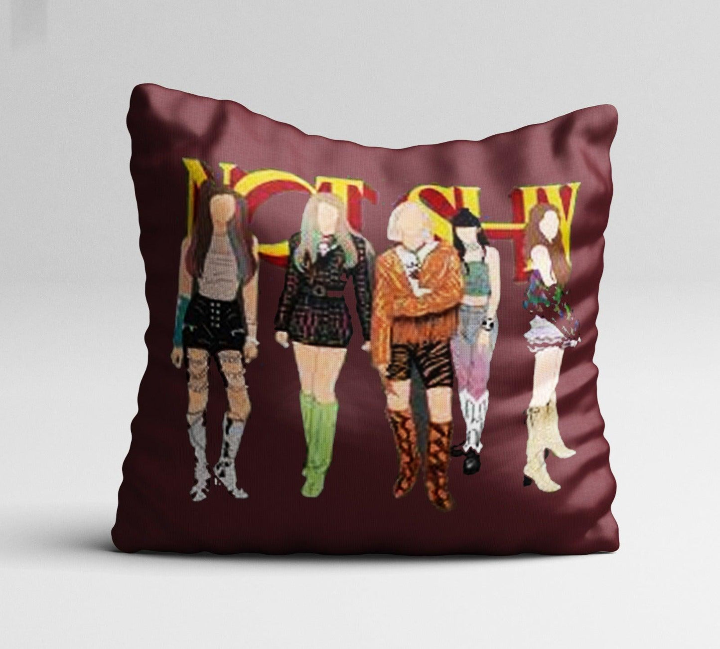 itzy shy” fanart cushion